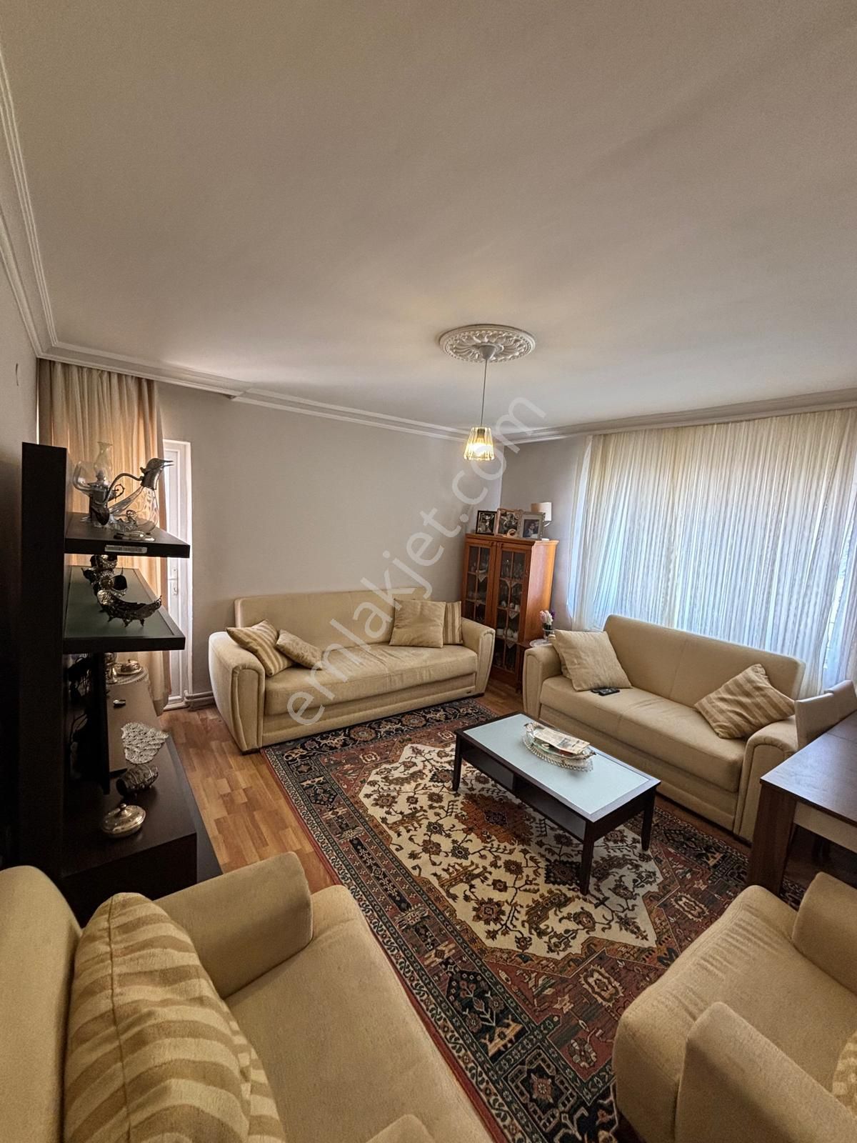Yılmaz Gayrimenkul Ful Eşyalı 1 Ara Kat 3+1 Ön Cephe Kıralık 25 Bın Tl