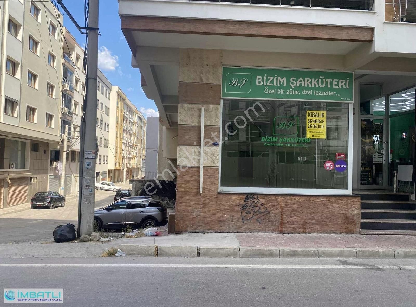 Cadde Üzeri Köşe Dükkan