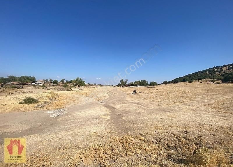 Borsem'den Dikili Demirtaş'ta Satılık 505 M² Arsalı Kargir Ev - Görsel 2