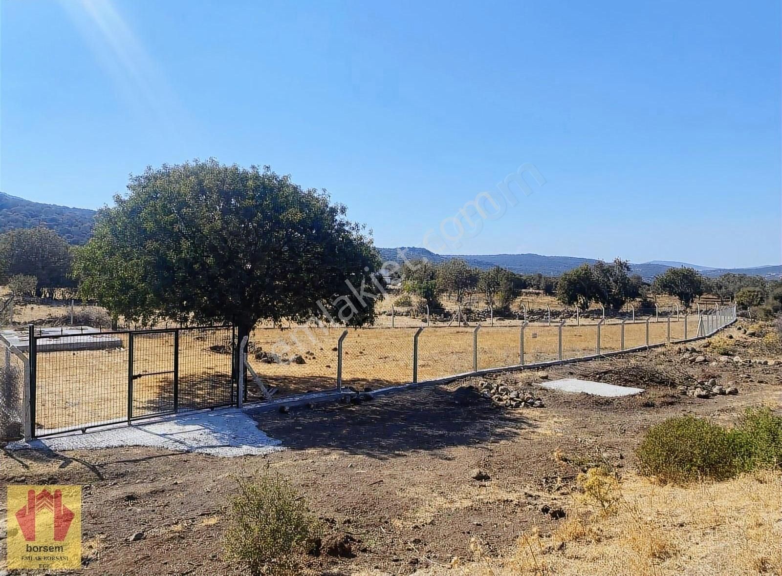 Borsem'den Dikili Demirtaş'ta Satılık 1016 M² Arsalı Kargir Ev - Görsel 2