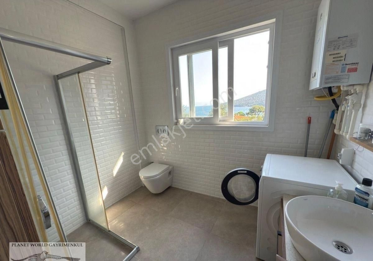 Planet’ten Deniz Orman Manzaralı Rıhtımlı Yalı Dairesi Şakir Paşa Yalısı Yanında - Görsel 14