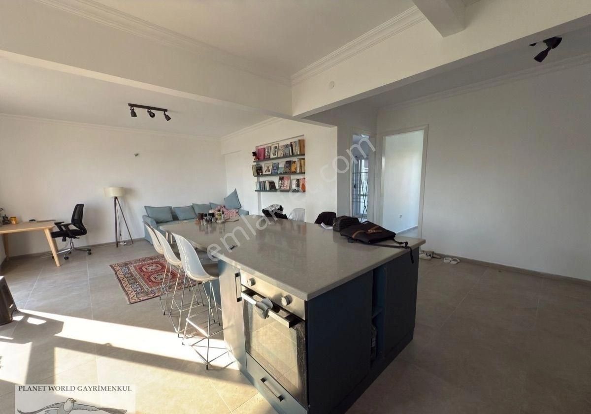 Planet’ten Deniz Orman Manzaralı Rıhtımlı Yalı Dairesi Şakir Paşa Yalısı Yanında - Görsel 2