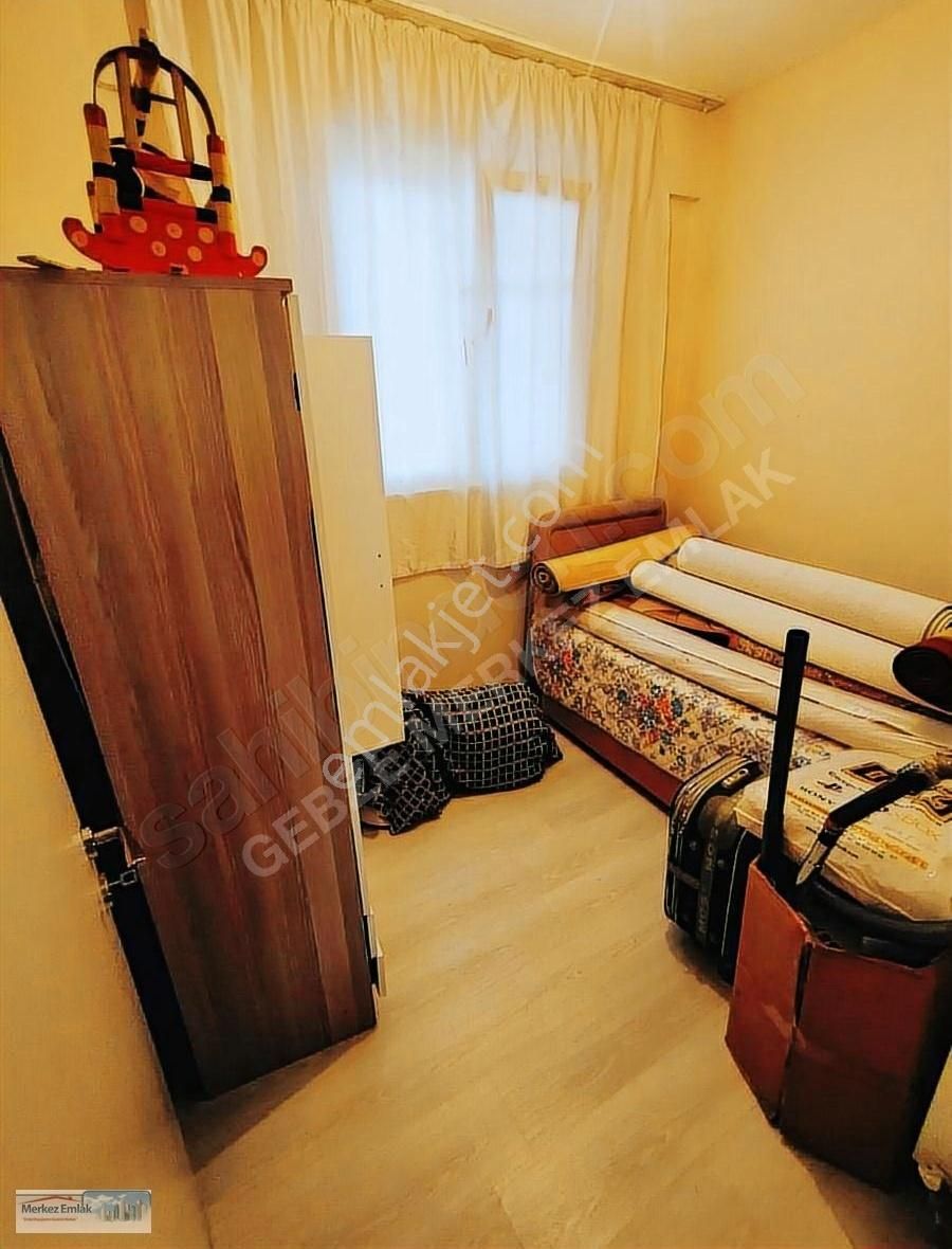 Merkez Emlak Armağan'dan 2+1 İskanlı Giriş Kat Daire - Görsel 7