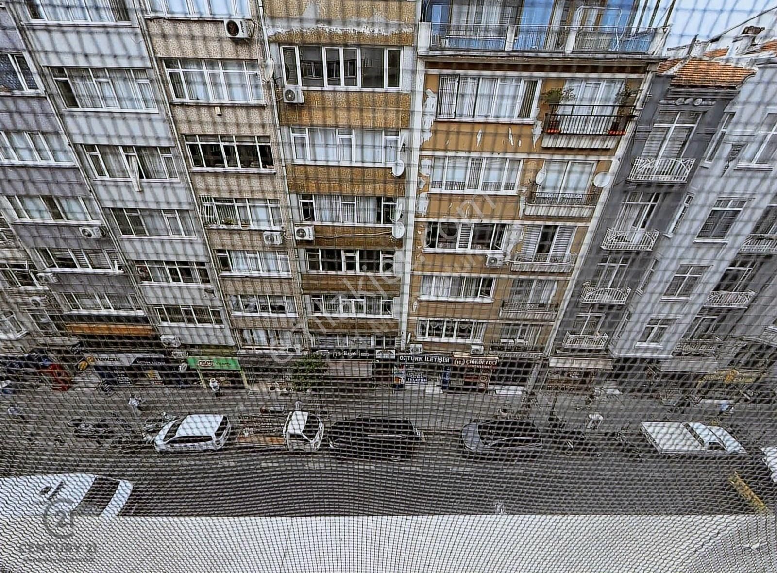 Şişli Kurtuluş Caddesinde 2+1 Satılık Daire