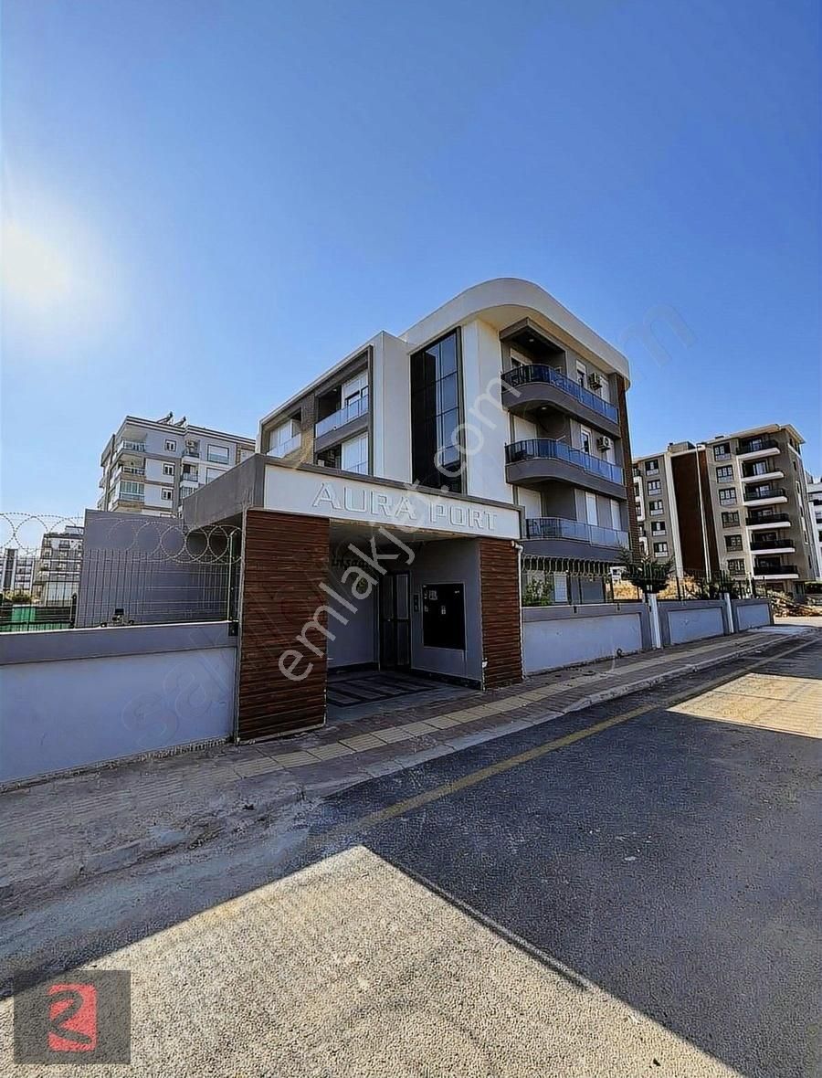 Göksu Aura Port Sitesinde Şık Eşyalı Geniş 1+1 Daire
