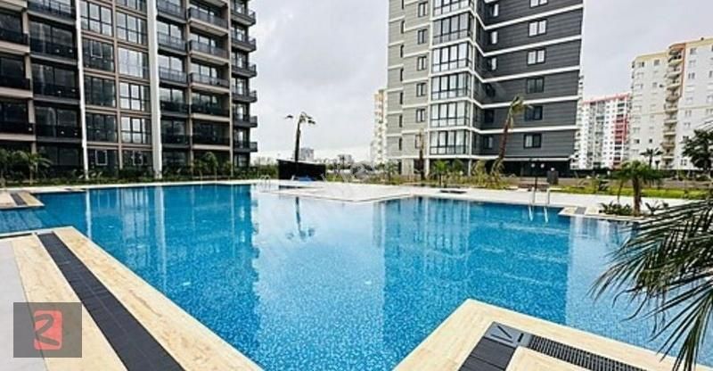 Altıntaş Yaşam Başlamış, Özellikli Sitede 2+1 Satılık Bahçe Katı