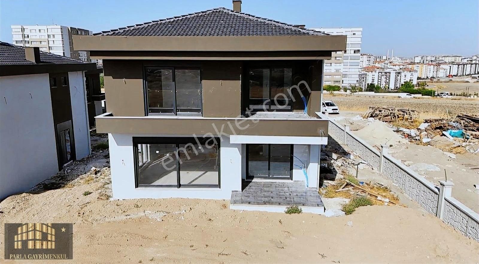 Ahimesut Mah. 4+1/220m2/(10.aya Teslim) Satılık Villa