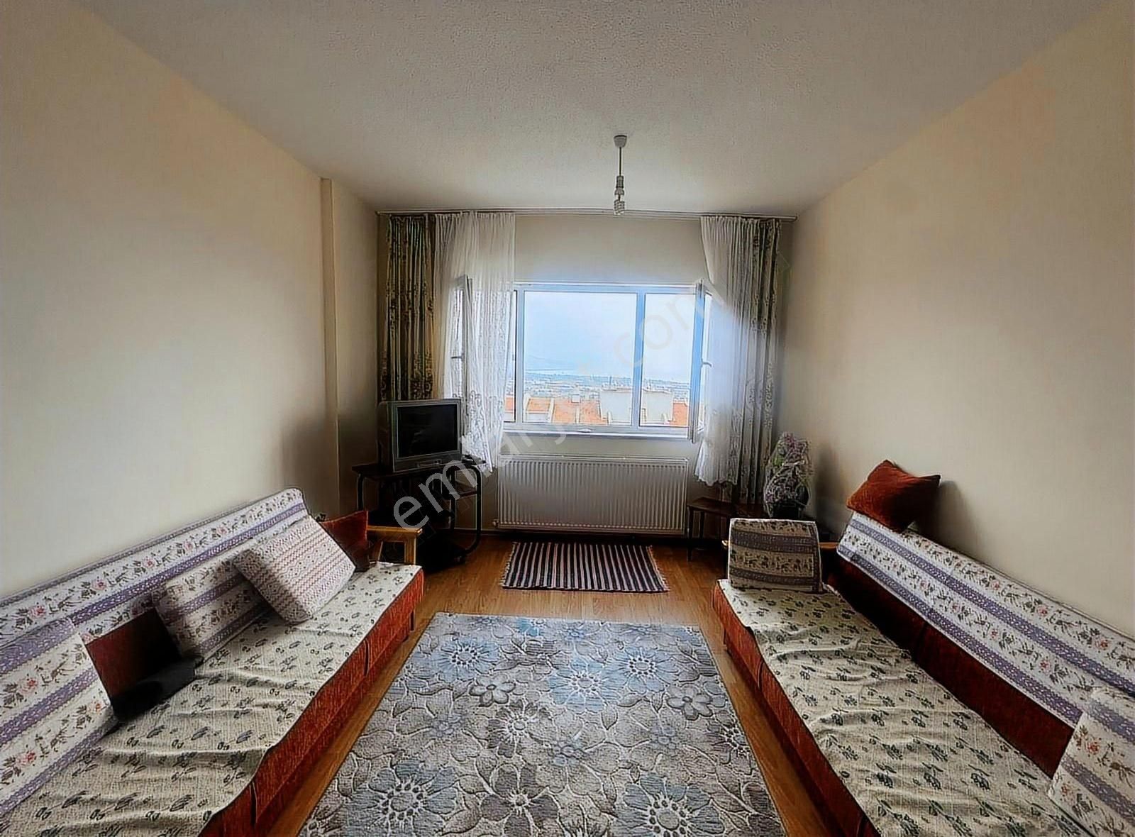 Bursa Emlak Alem-i Toki 2etap2+1 Arakat Eşyalı Kiralık Daire