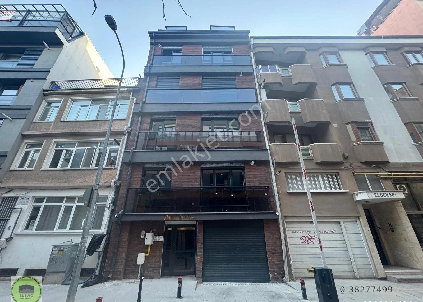 Buewo'dan / Adalar'da / 2+1 / 72 M²/ Asansörlü / Garajlı