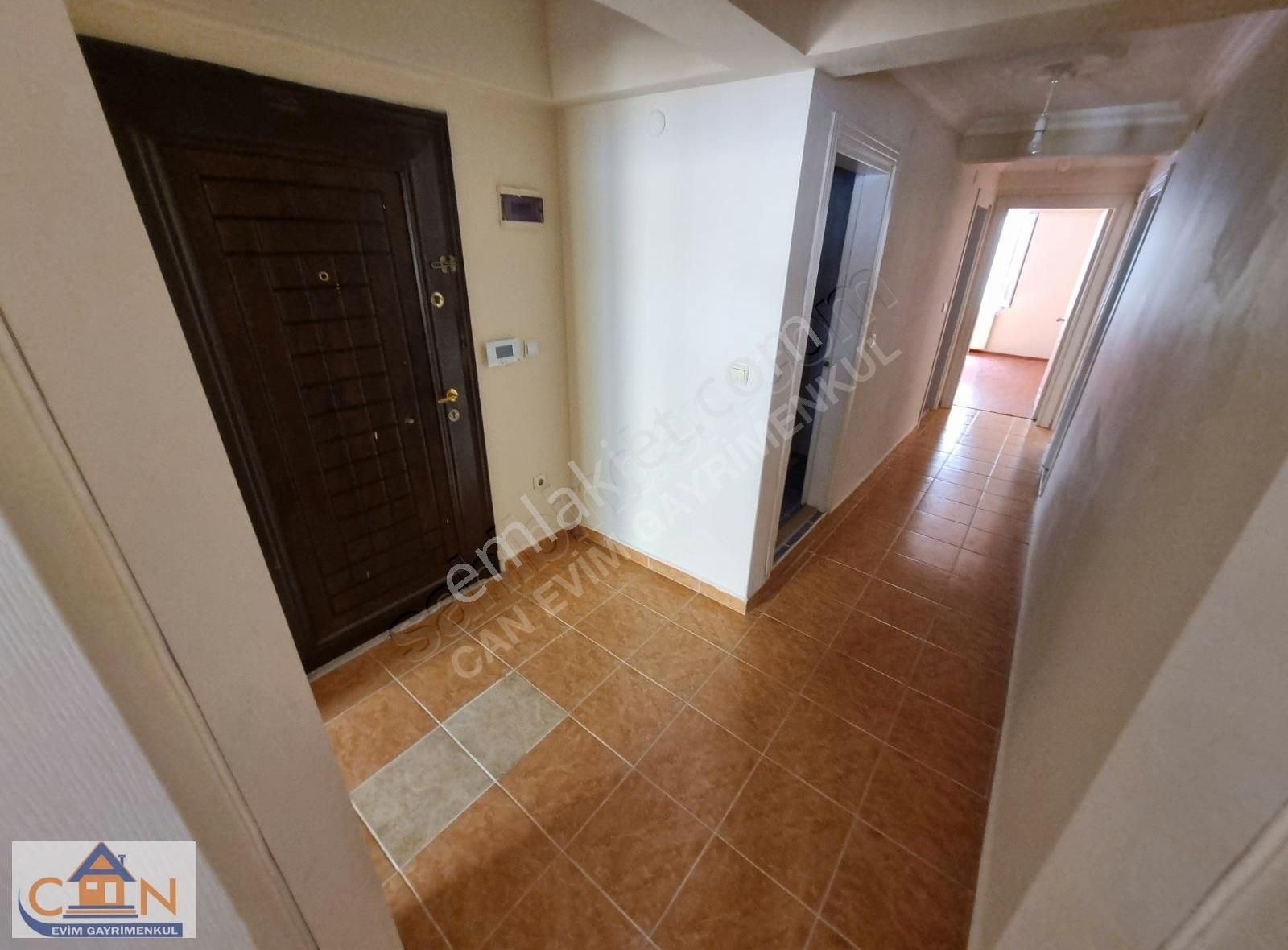 Can Evim'den Çakmak Mh Caddeye 2.bina 3+1 Geniş Kiralık Daire