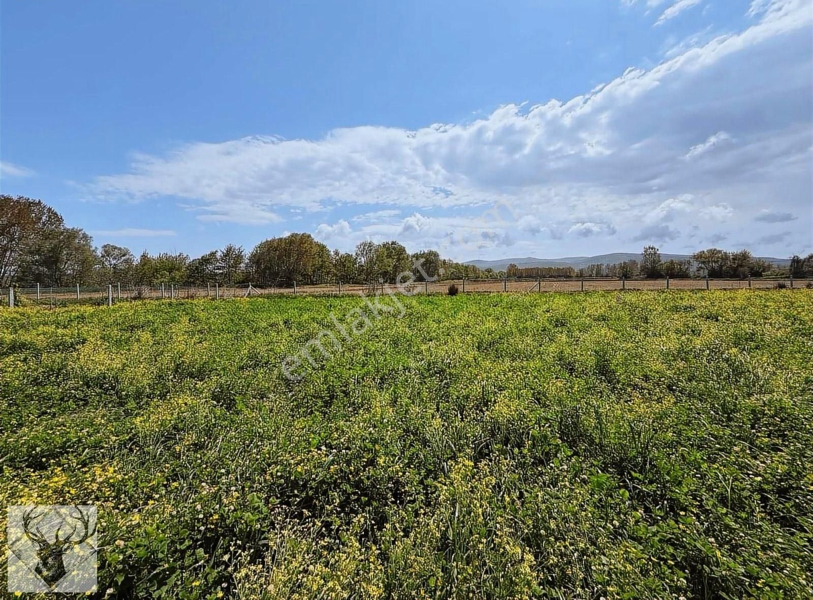 Çatalca Karacaköy'de İmarın Dibinde Balık Gölü'ne Yakın, 1617 M2