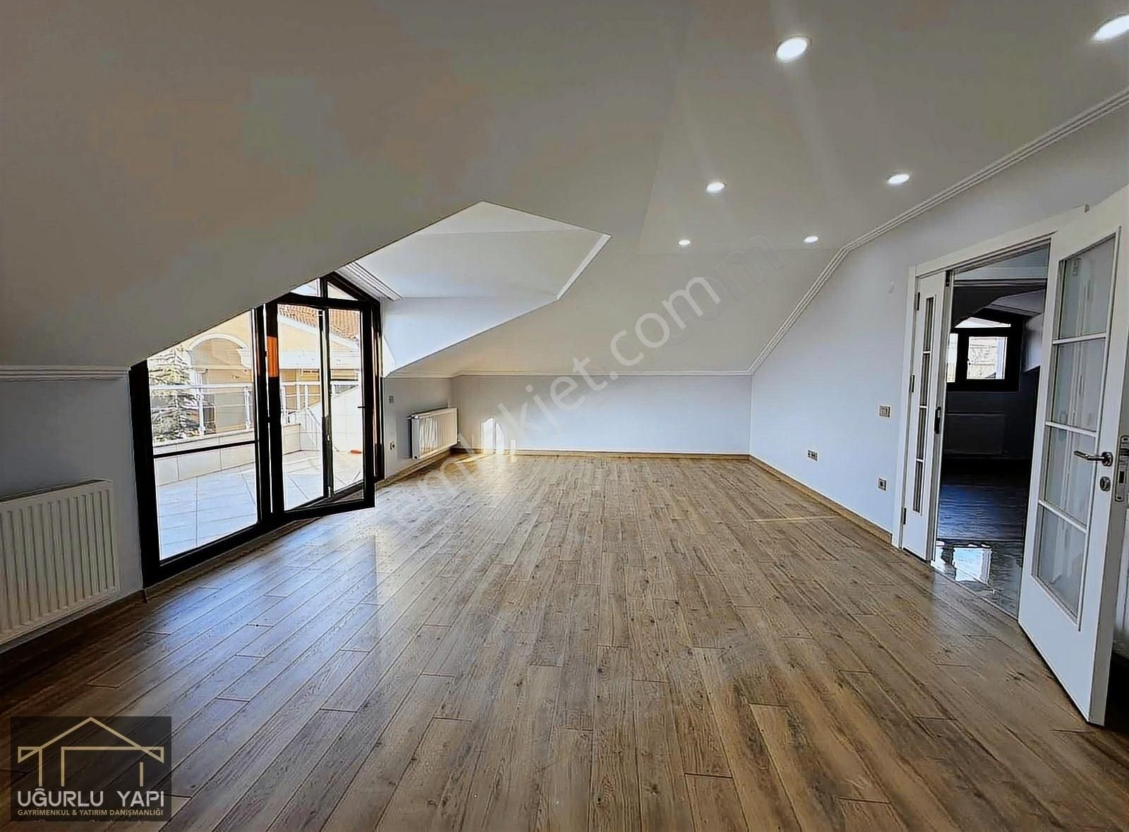 Büyükçekmece`de Lüks Ve Modern Aile Sitesinde Kiralık 3+1 Daire - Görsel 9