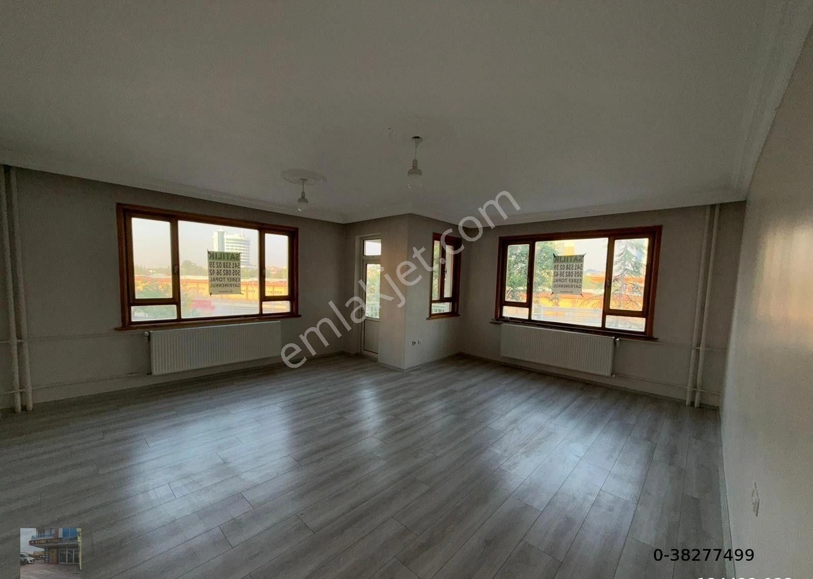 Eşref Topal Gayrımenkulden Selçuklu Fatih Mehallesinde 3+1 165m2 Geniş Yatırımlık Daire