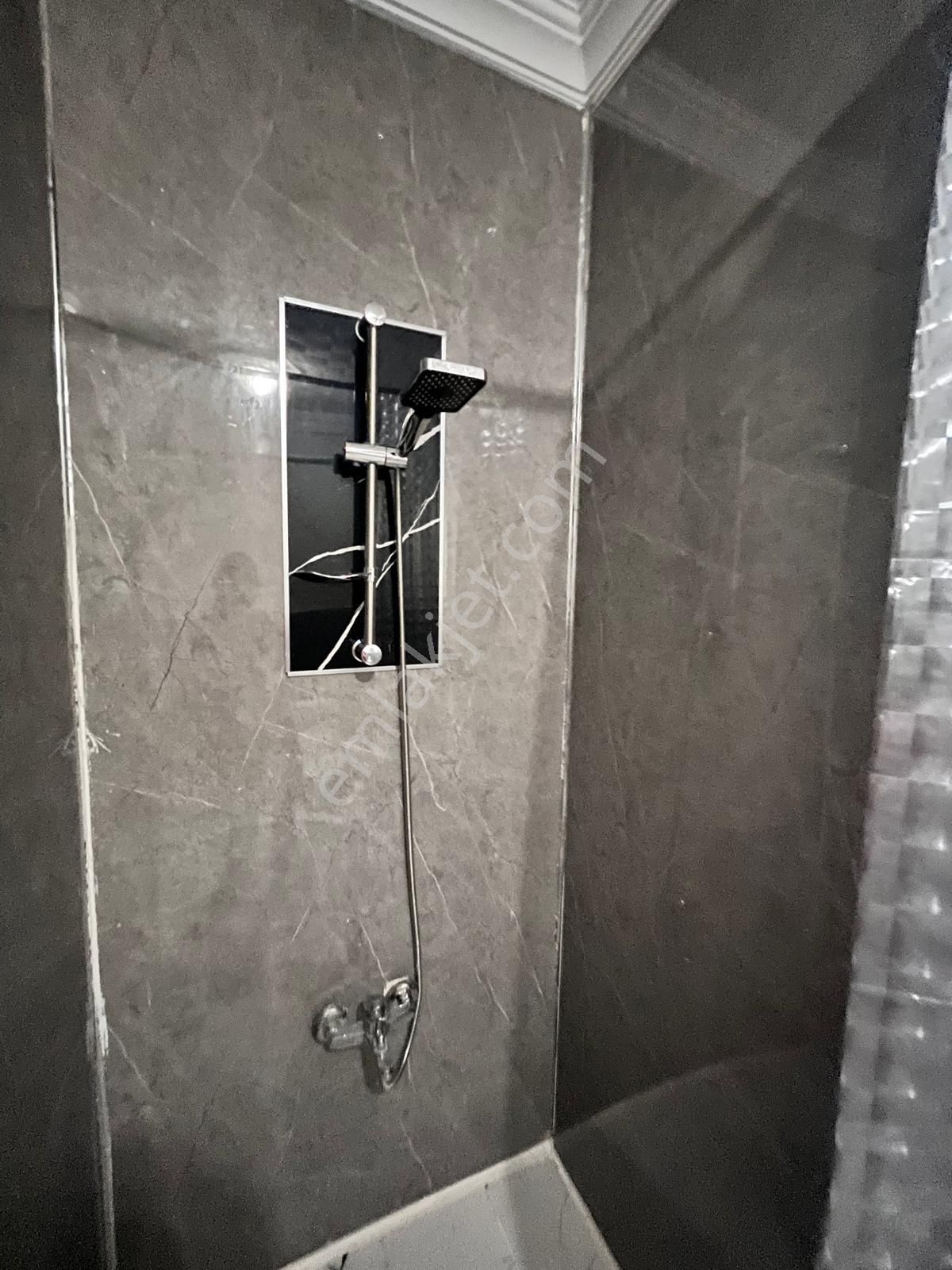 Fatih Hırka-i Şerif Camiine 100 Metre Öğrenci Dostu Fiyat, Yurt Konforunda Full Eşyalı 2+1. - Görsel 11