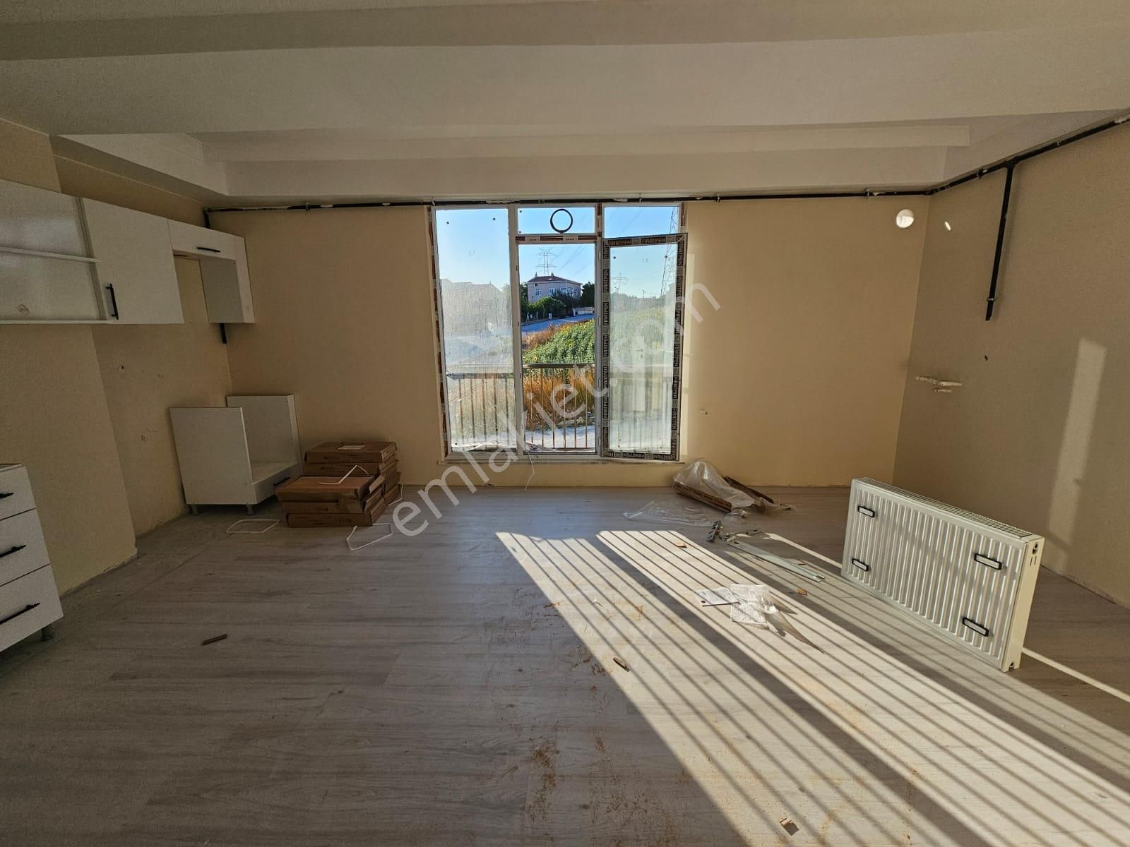 Özgür İnşaat'tan Arnavutköy Hadımköy Mah. 2+1 3. Kat Sıfır Daire