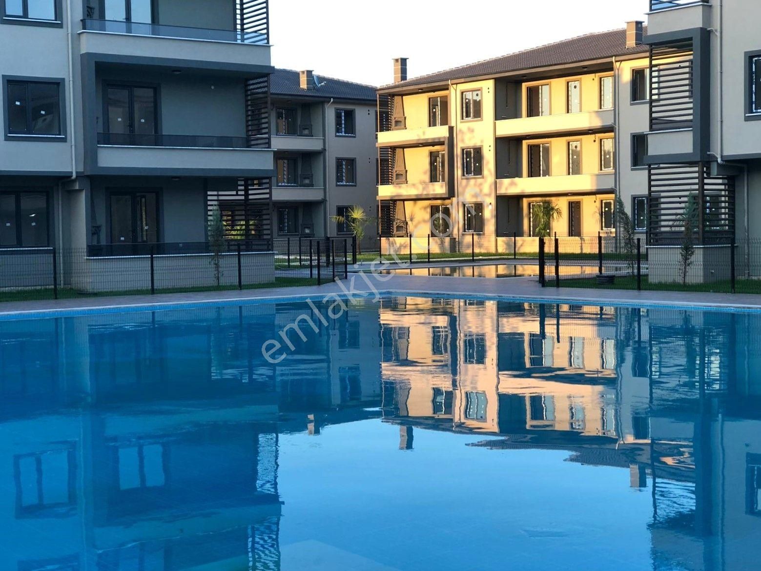 Şık Ve Modern İç Dizayn Havuzlu Ve Güvenlikli | Ayrıcalıklı Site - Görsel 13