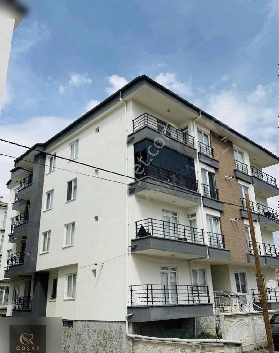 -coşar Gayrimenkul-müze Arkası 1+1 Ferah Geniş Kombili Daire