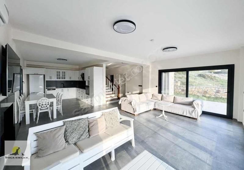 Foçaköy De Satılık 6+1 Müstakil Villa - Görsel 6