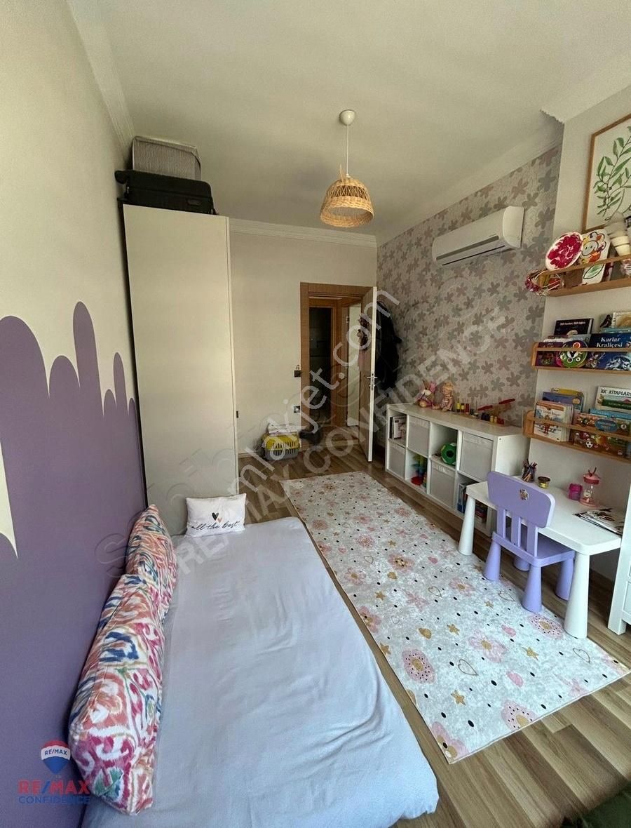 Oba Mahallesinde Satılık 3+1 Ayrı Mutfak Daire