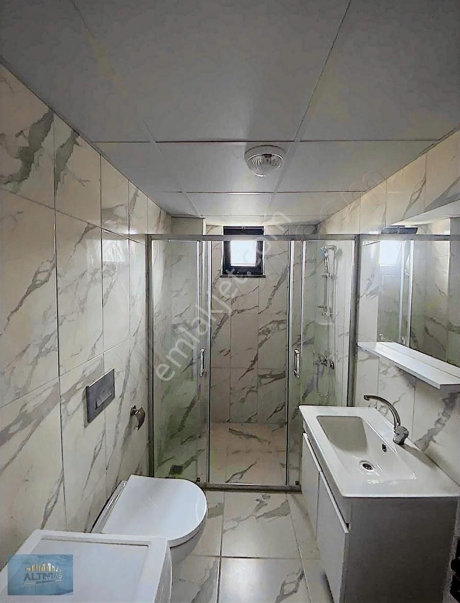 Yeni Mahalle Üniversite Bölgesinde Kiralık Eşyalı Ara Kat 1+1
