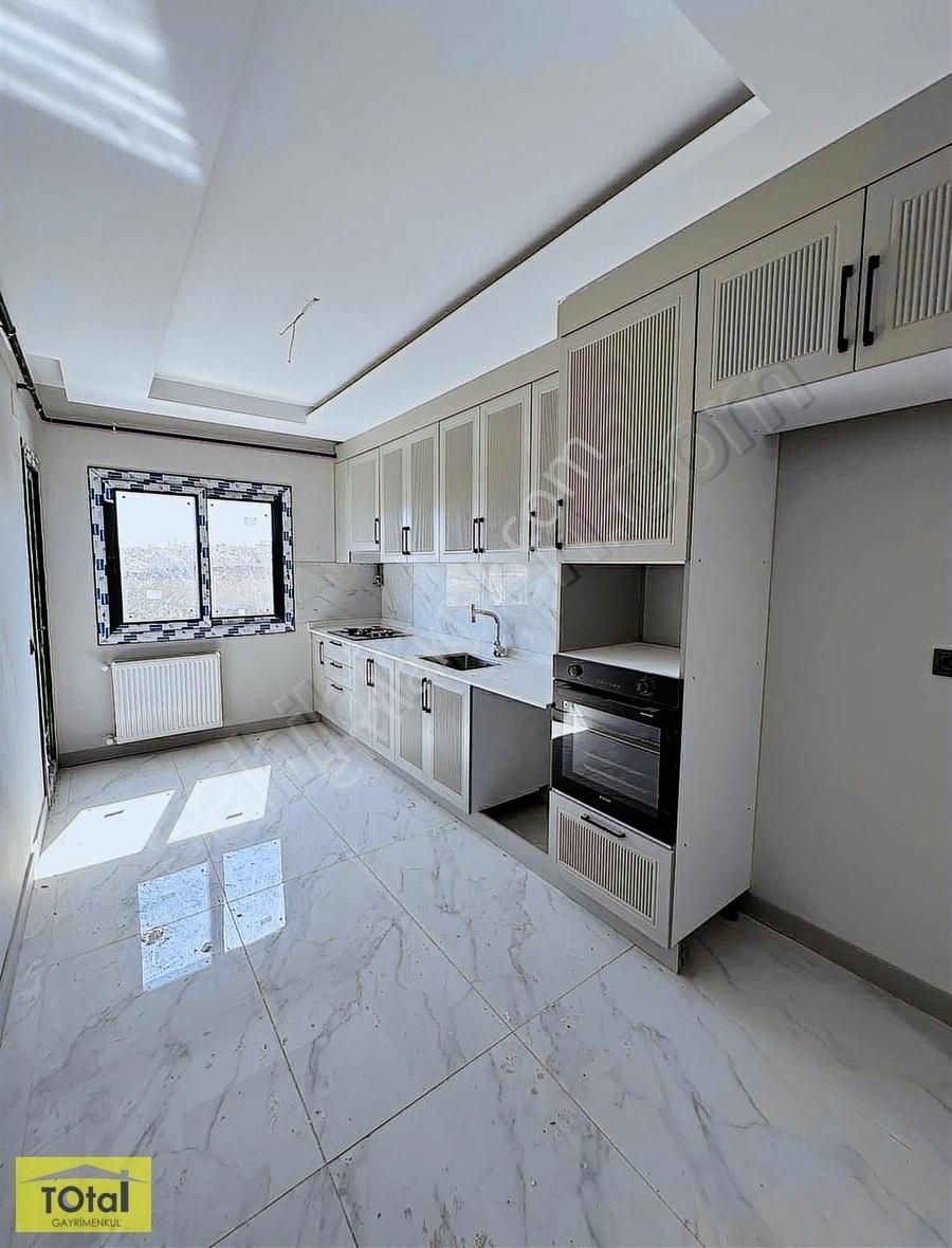 Total'den Geniş Peyzajlı Kapalı Mutfaklı Sıfır Ultra Lüx Daire !