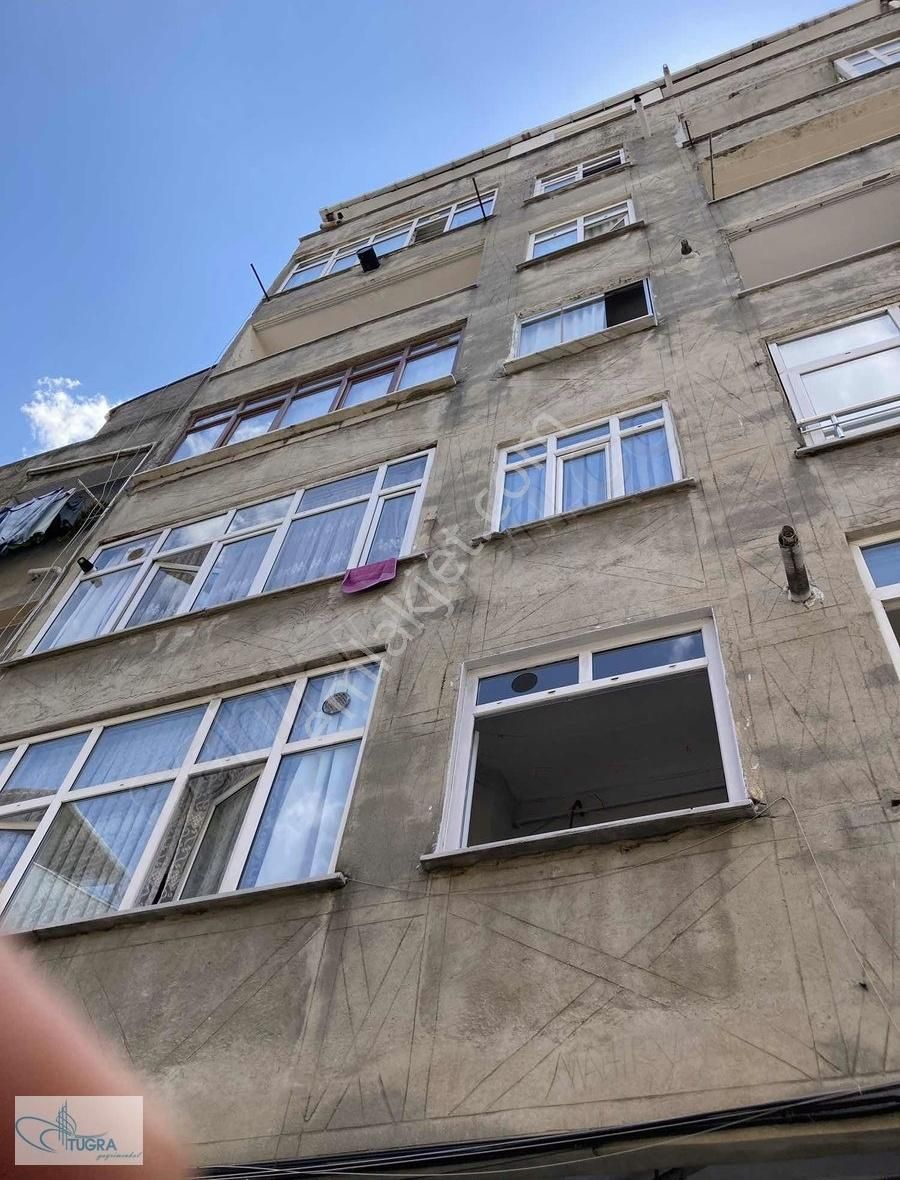 İkitelli Mehmetakif Mh De 100m2 2+1 6.kat 1350 000t Acil Satılık