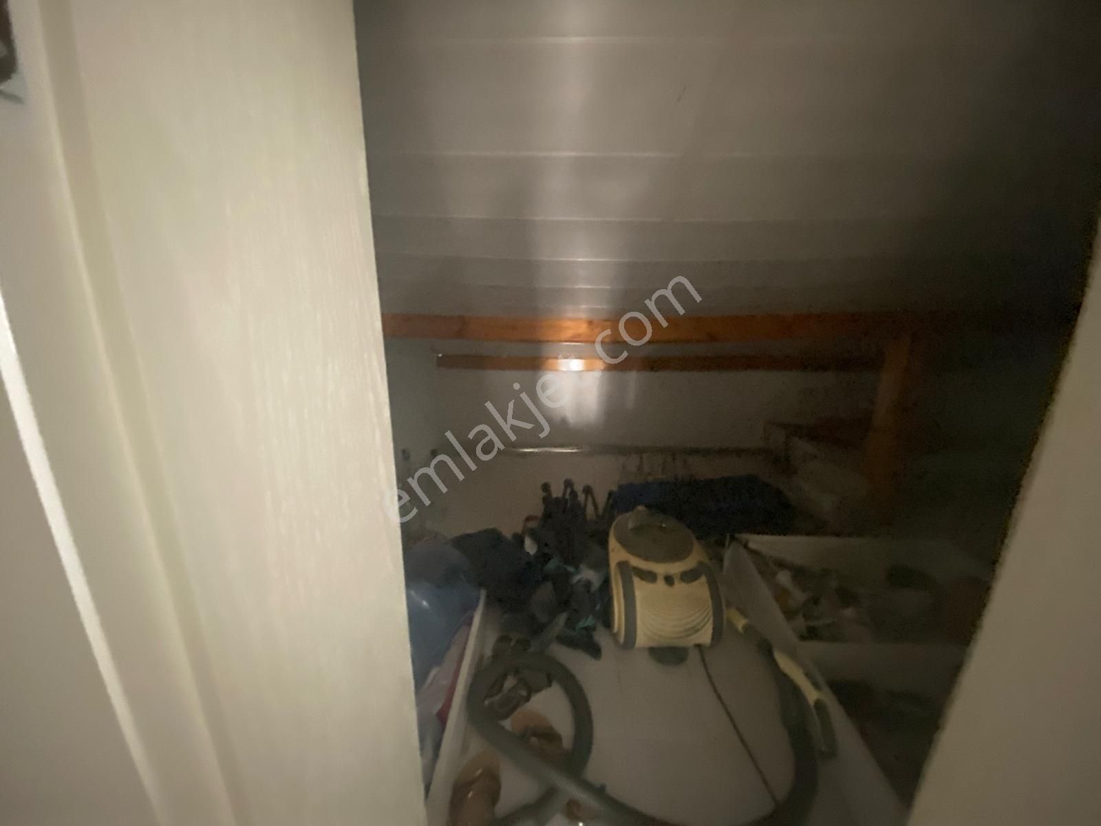 Turyaptan Çandarlı İlkyankı'da 3+1 Tadilatlı Villa - Görsel 8