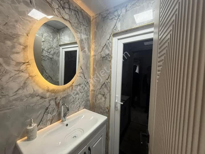 Sahibinden Kiralık Daire Bilgi İçin 05431546.7.4.7 Eşimi Arayiniz...