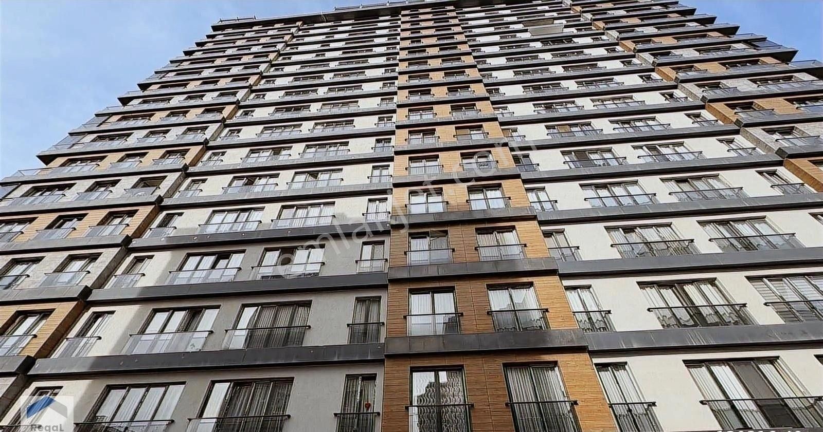 Enn Adalarda Geniş Ve Eşyalı, 118m2 Kiralık 2+1 Modern Daire!