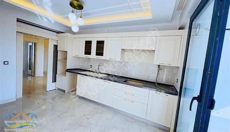 Necaroğullarından Kutay Nehir Konutları