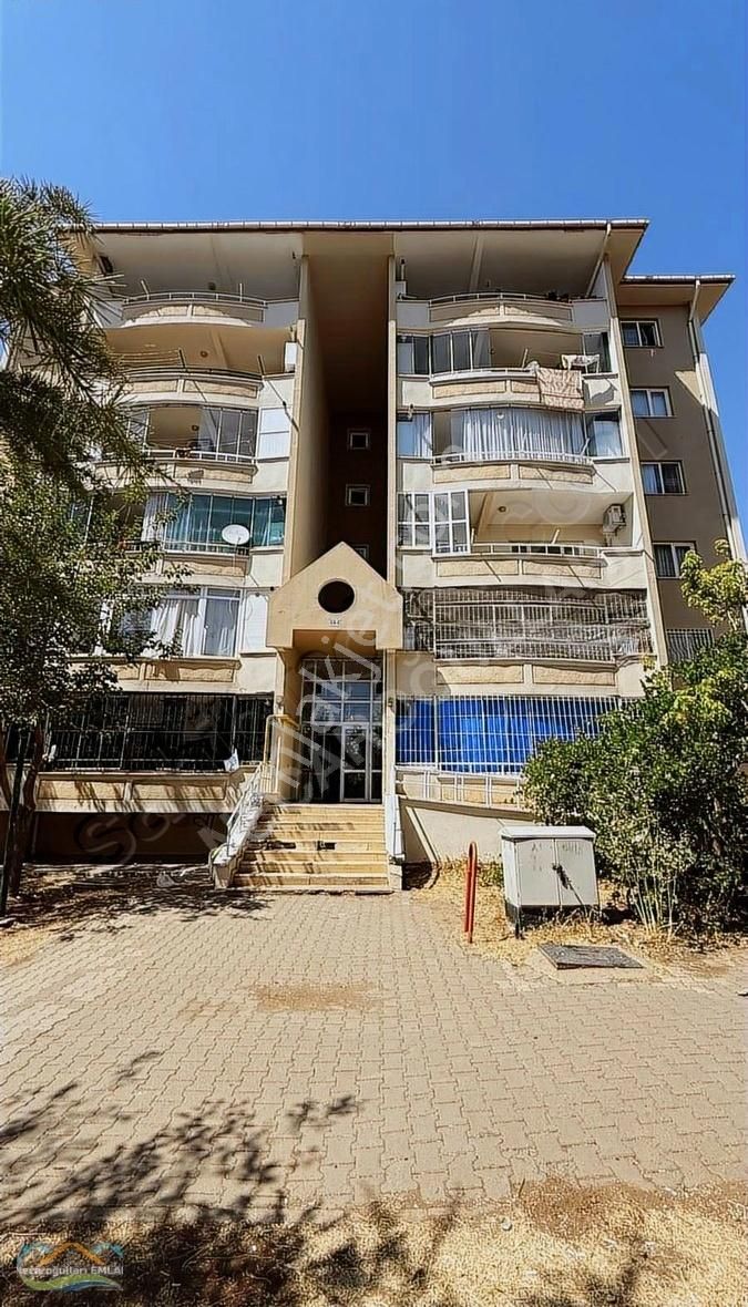 Necaroğullarında Şehir Hastanesine Yakın 3+1 Toki