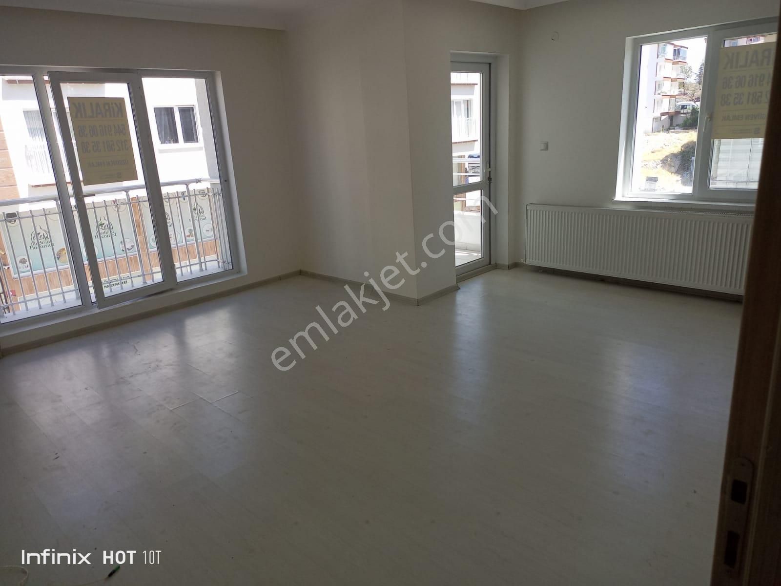 Yükseltepe'de Cadde'ye Yakın Yeni Binada 3+1 Kiralık Daire