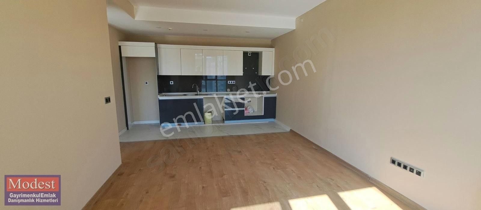 Kartal Yakacık Grand Tower Sitesinde 2+1 Daire - Görsel 17
