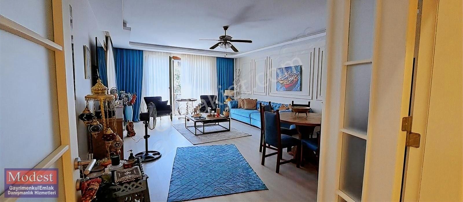 Kartal Uğurmumcu Merkezde Satılık 4+1 Daire