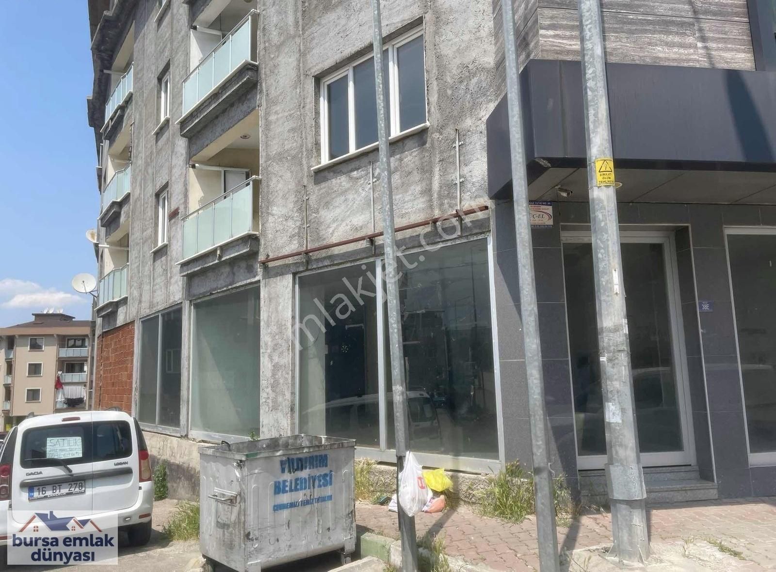 Erikli Eflak Caddesinde Ana Caddeye Cephe 350 M2 Kiralık İşyeri