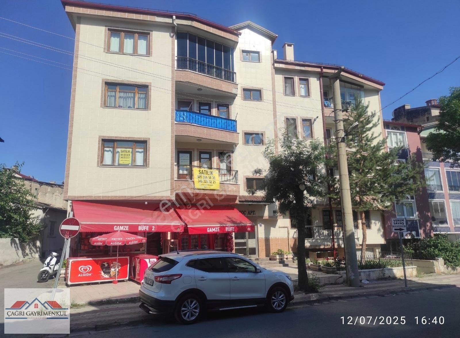 Gökçebostanda Konaklar Yanı Caddede 3+1 Geniş Daire