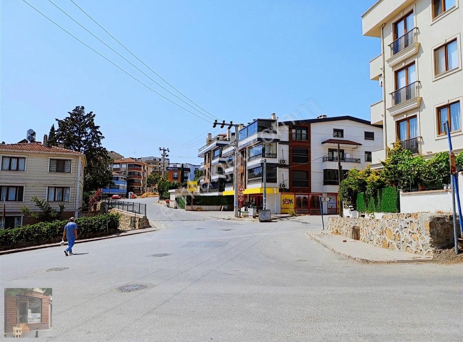 Darıca Merkezde Cami Mahallesinde Site İçin Satılık 2+1. Daire