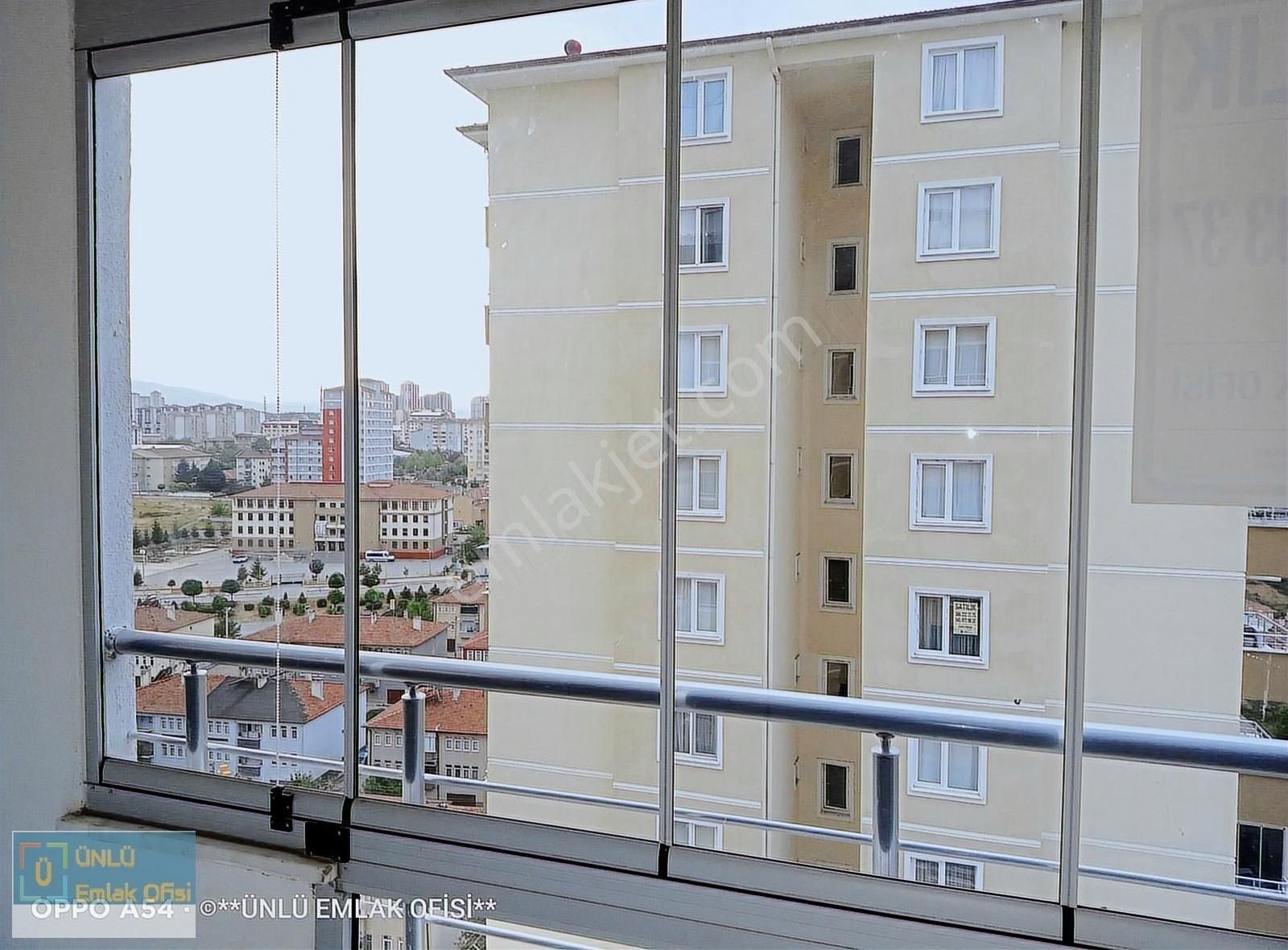 Ünlü Emlaktan Kuzeykentte Kiralık Manzaralı Genişferah 3+1daire