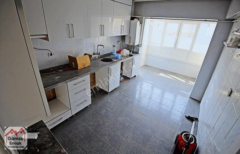Gamze Emlak'tan Pınarbaşı'nda**ön Cephe** Asansörlü**daire