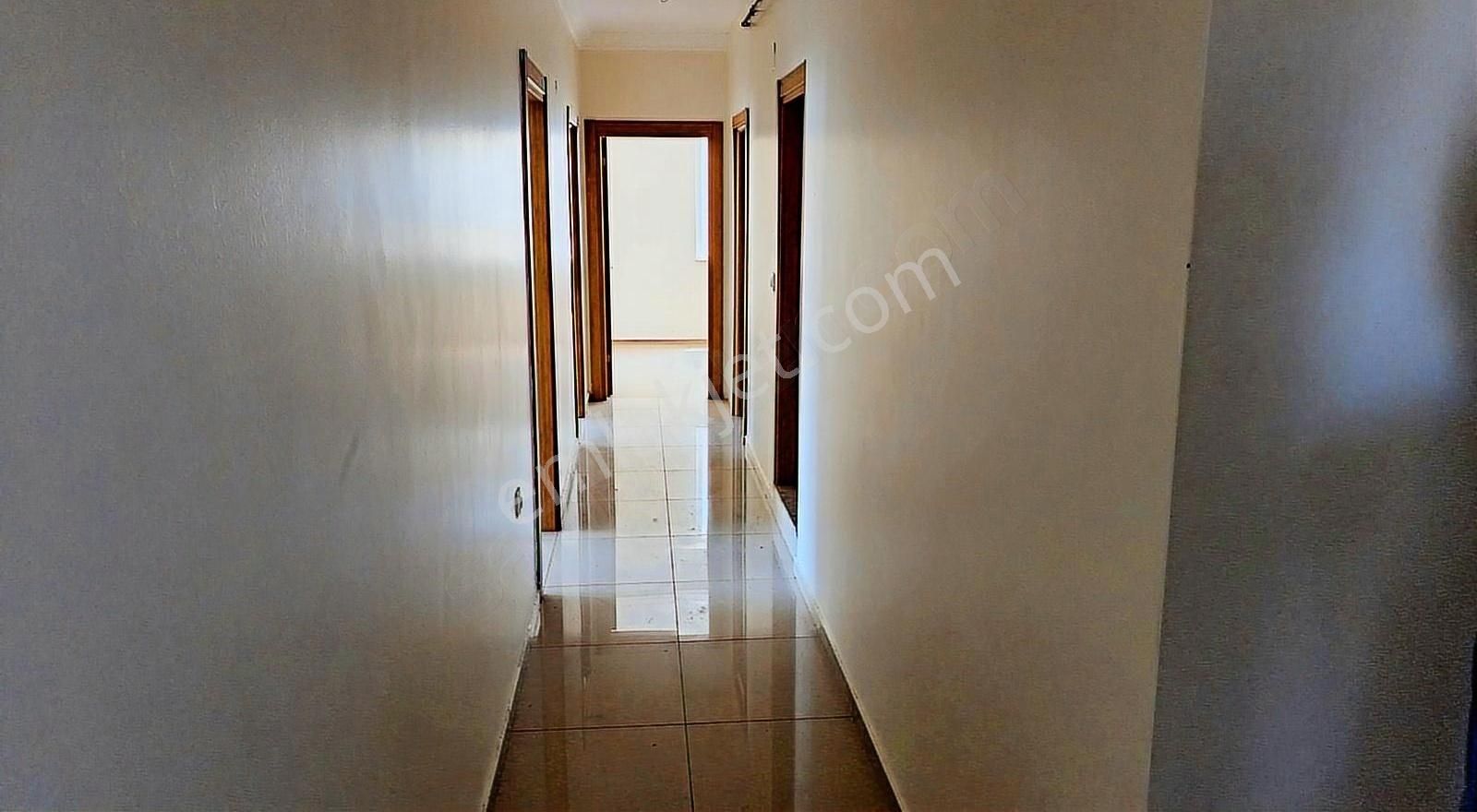 Nilüfer / Özlüce 'de Ara Kat Kiralık 3+1 Daire