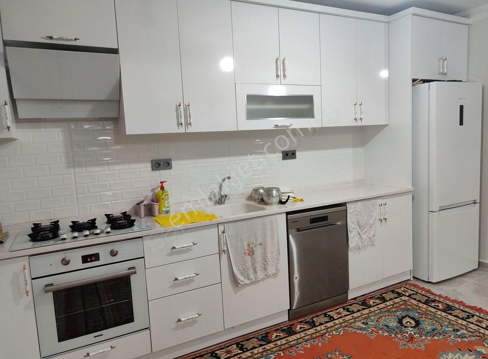 Asel'den Sağlık Bilimleri Üniversite Yanı Eşyalı 140 M2 3+1daire - Görsel 5