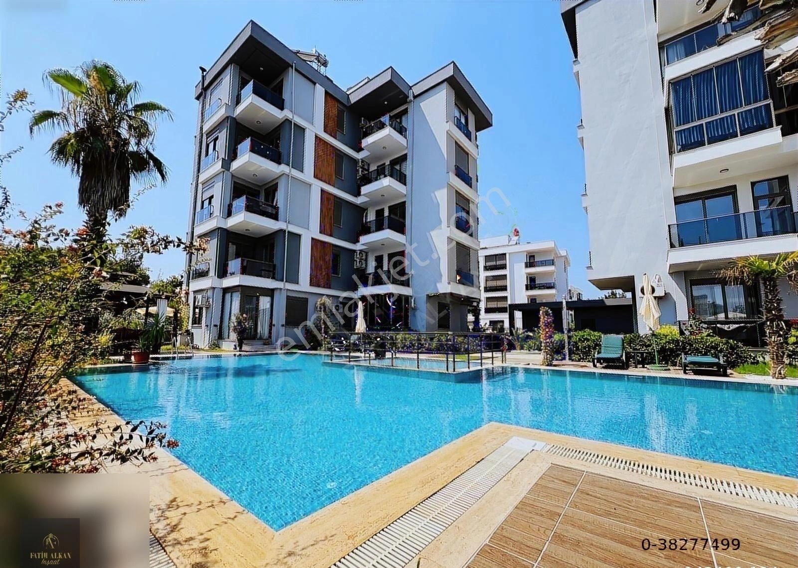 Havuzlu Lüks Sitede A Kalite İşçilkli 2+1
