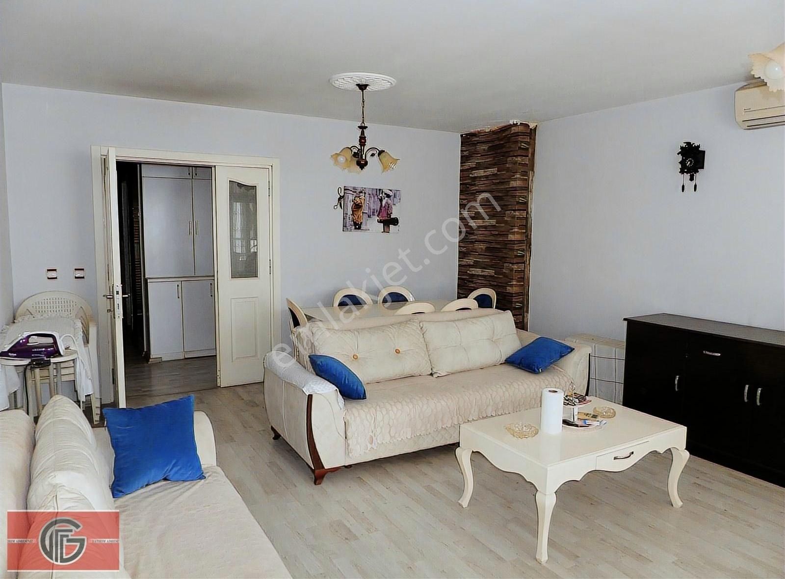 100.yılda,b.hatun Camiine Yakın,4.kat,3+1,parkeli Satılık Daire - Görsel 3