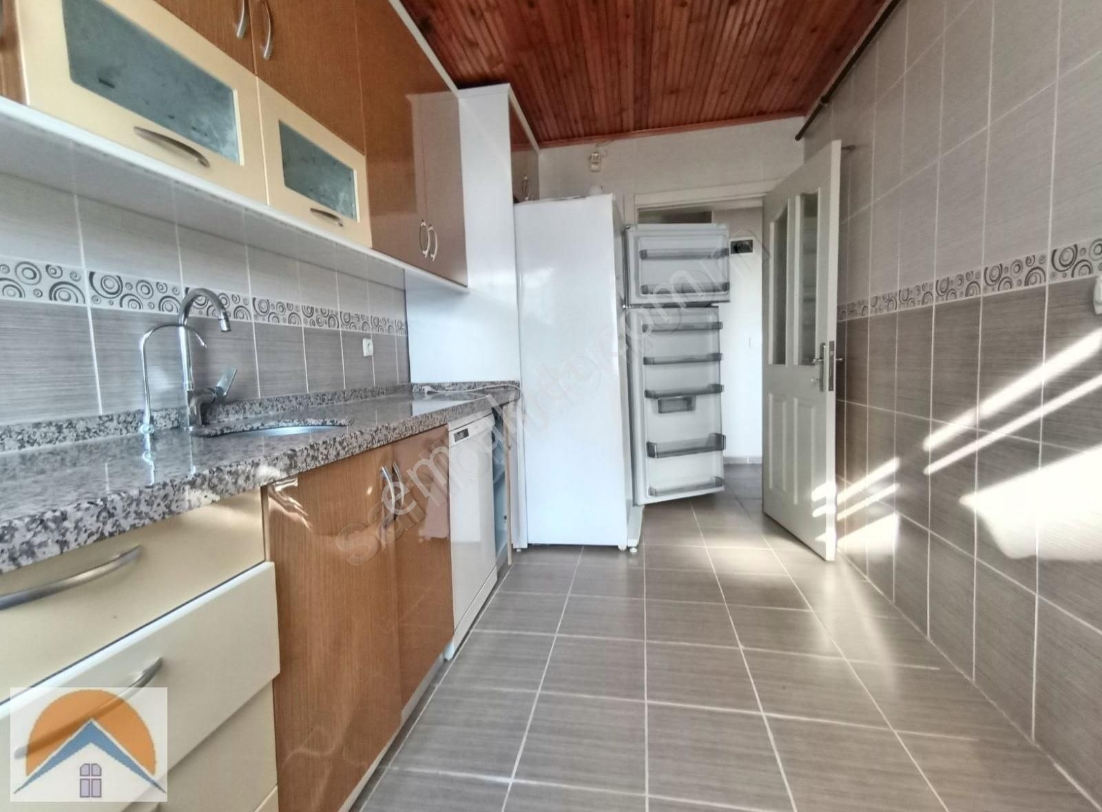 Yunus Emre Mah De 1+1 Geniş 70 M2 Daire