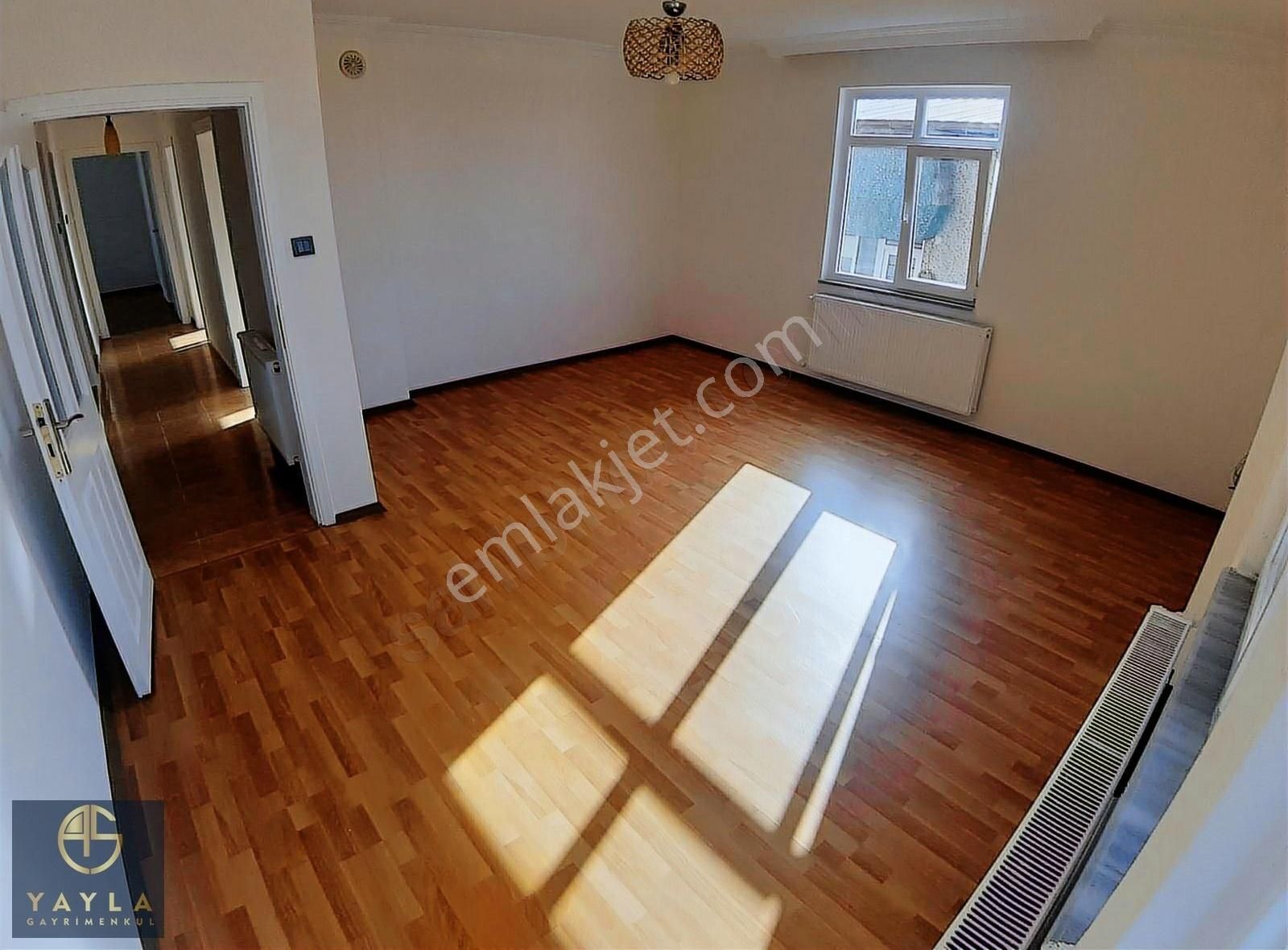Yayla Gayrımenkul Valı Konagı Karsısı Kıralık 3+1 Denız Manzarlı