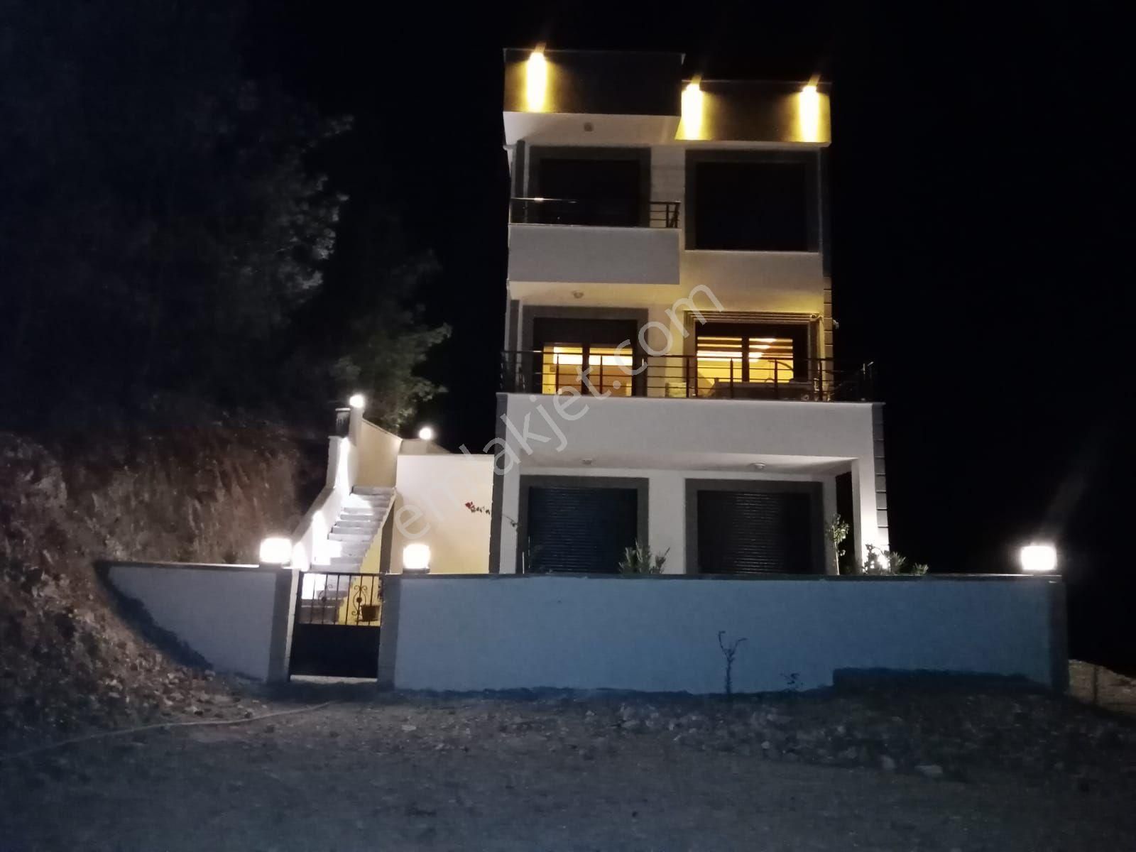 Didim Akbük Te Full Deniz Manzaralı Villa - Görsel 17