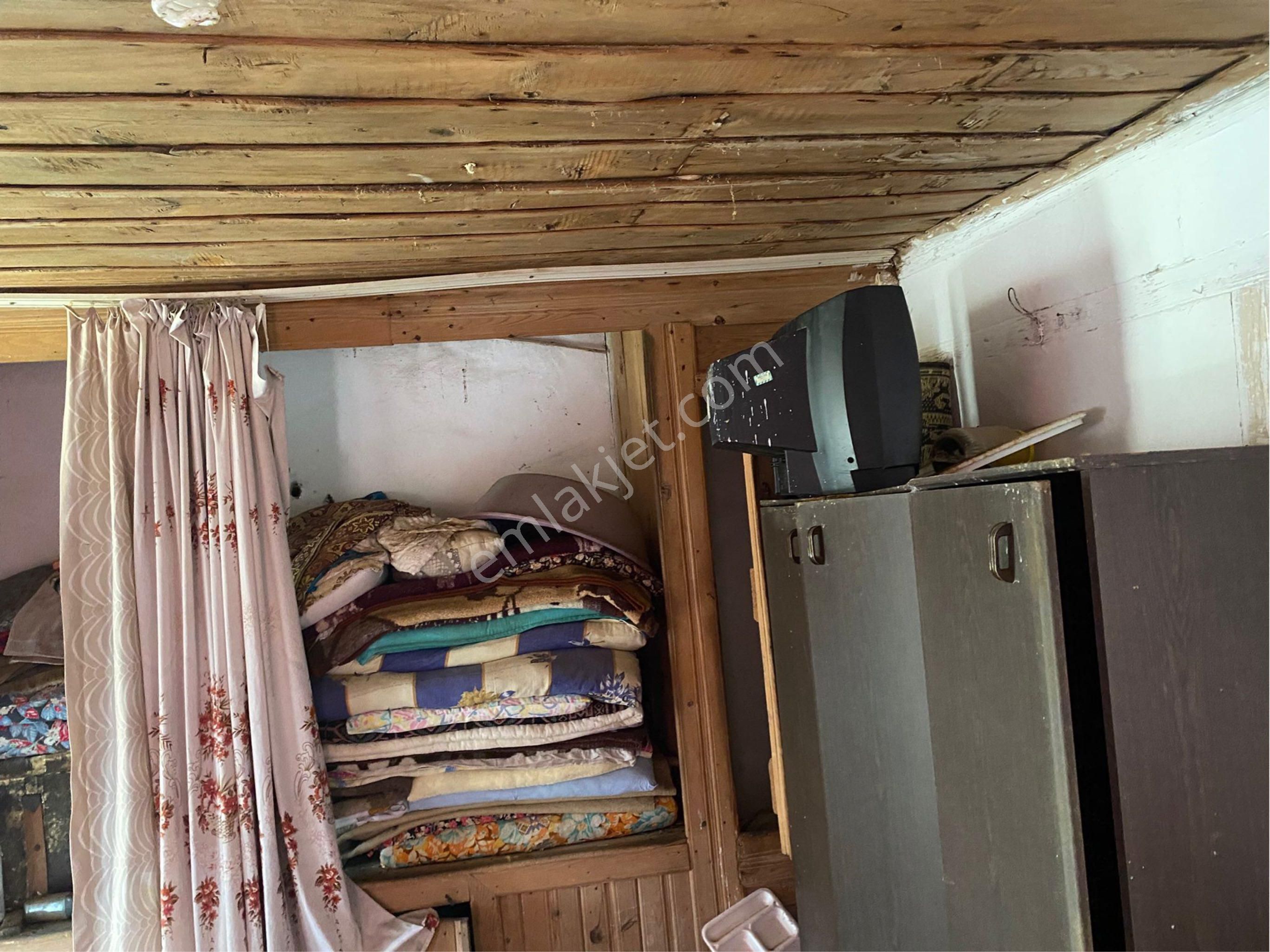 Koca Bahce İçinde Köy Evi 750 M2 Dev Bahçe - Görsel 17