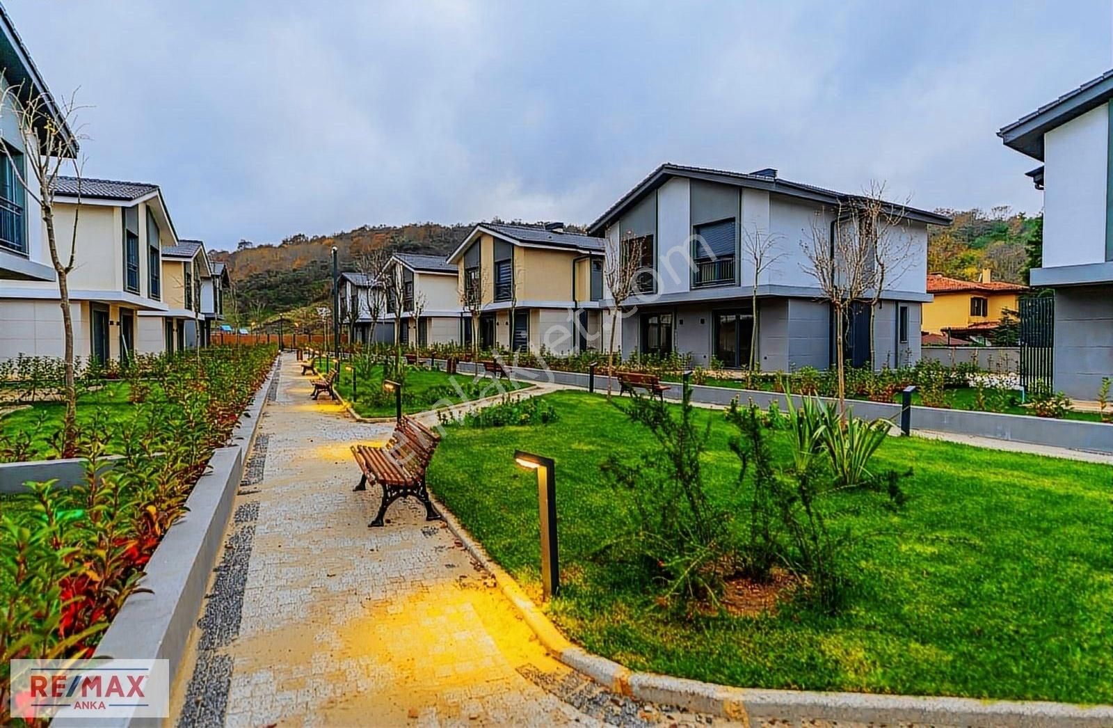Remax Anka'dan Site İçerisinde A Plus 6+1 Satılık Villa - Görsel 4