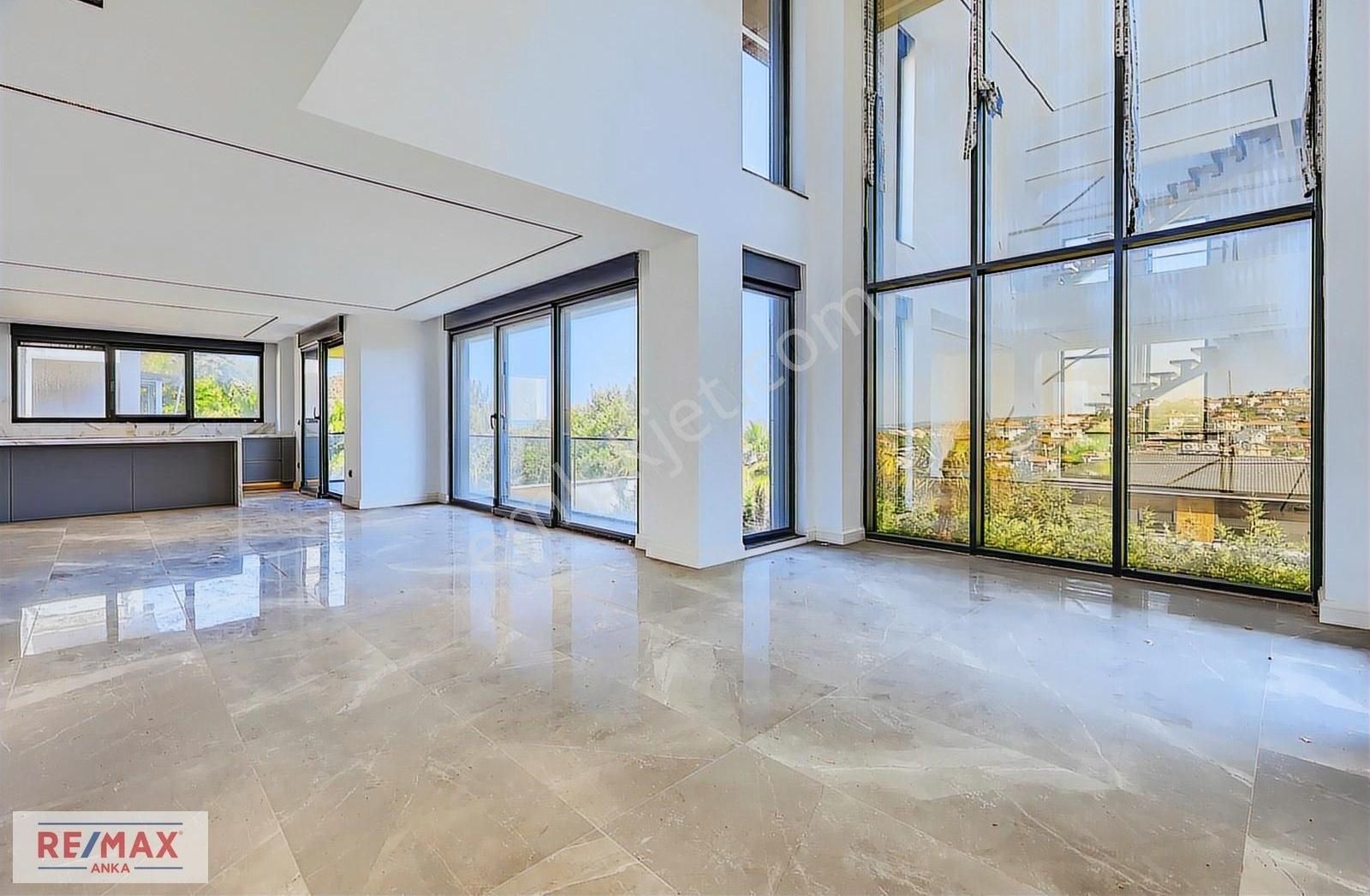 Remax Anka'dan Balibey Deniz Manzaralı Satılık A Plus Villa - Görsel 20