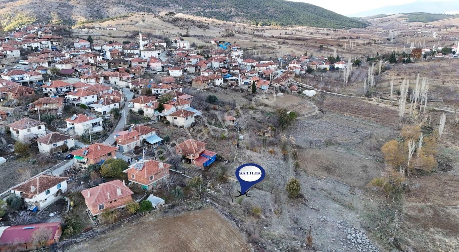 Satılık Konut İmarlı Bahçe Kütahya Gediz Kızılüzüm Köyü'nde